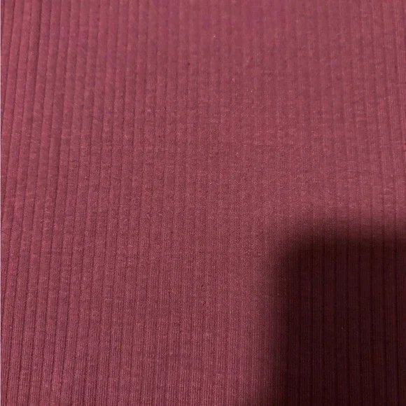 Gap ribbed scoop neck - Picture 2 of 3